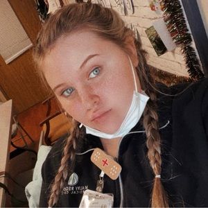 Meet your Posher, Bethany